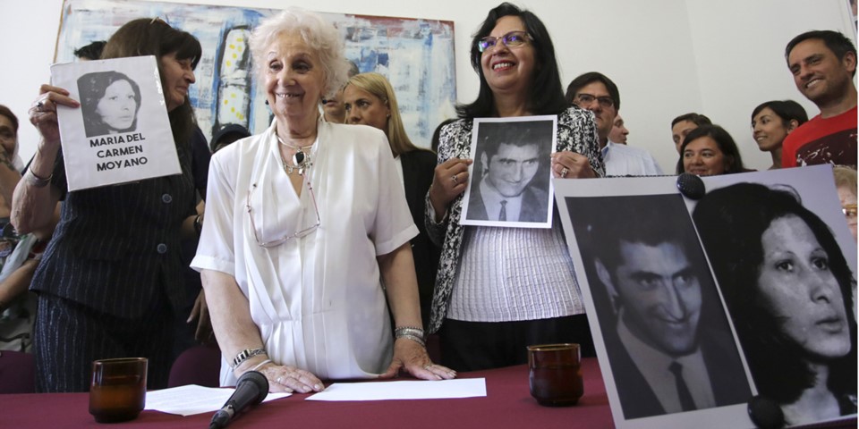 Estela de Carlotto anuncia la recuperación de la nieta 127, hija de dos militantes de Montoneros.