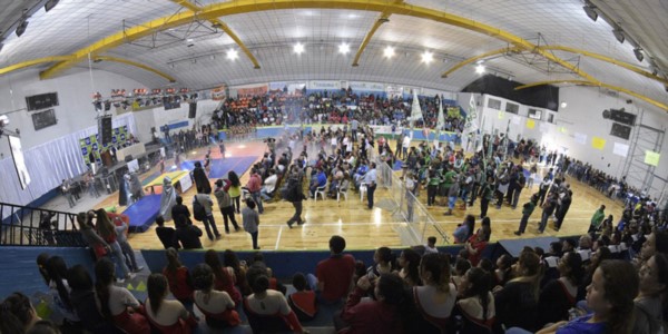 El Gimnasio Municipal nº 1, escenario de múltiples actividades, tuvo una renovación total de su cielorraso.