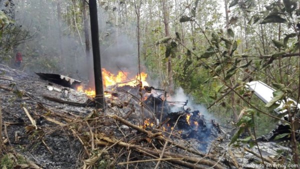 Una avioneta se estrelló en Cocorazalito, Costa Rica según reportes no hay sobrevivientes y diez de los fallecidos son turistas.