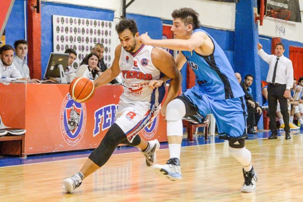 Ferro le ganó a Sol de Mayo los dos partidos en Madryn. El 15 recibe a Independiente de Neuquén y cierra el 2017.