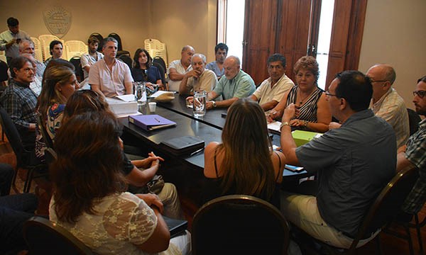 Discusión. Los actores blanquearon buena parte de la discusión. 