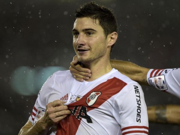 Llegó a AFA una carta de Lucas Alario reclamando que River no quiere dar el número de cuenta para que el Leverkusen deposite el dinero.