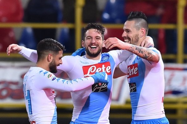 Triplete de Mertens. Máquinas de hacer goles, los chicos de Sarri. 55 goles en 23 jornadas. Mejor visitante y segundo en la tabla.