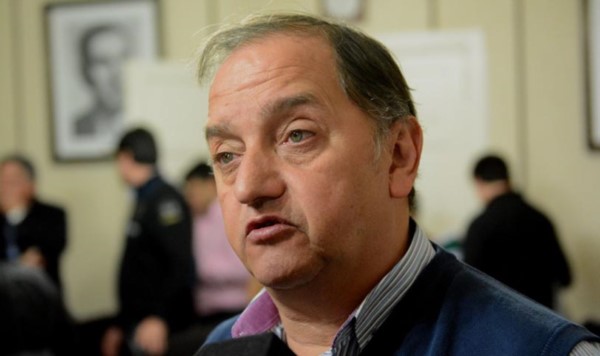 Hubo un pedido de la militancia, Linares el candidato.