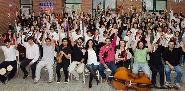 La Orquesta ha conseguido constituirse como una Asociación Civil con el objetivo de contribuir a la proyección y divulgación de su actividad.