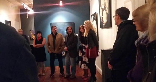 El responsable del MMAV, Fernando Torres, presentó a los artistas durante la inauguración de la Muestra.