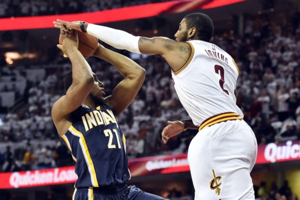 Los Cleveland Cavaliers sufrieron nuevamente, pero superaron a Indiana por 117-111. Kyrie Irving marcó 37 puntos.