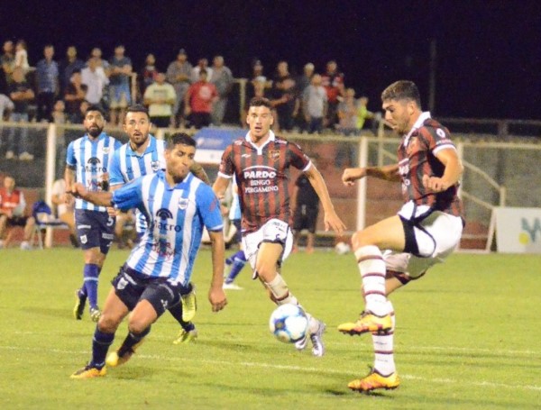 Douglas Haig se aleja del descenso. Le ganó en Pergamino 1 a 0 a un Gimnasia de Jujuy que venía de 3 victorias seguidas.