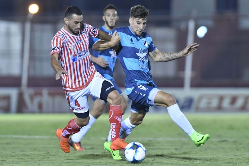 Brown no consigue ganar en 2017, ganó un sólo juego y aún permanece en zona de ascenso.