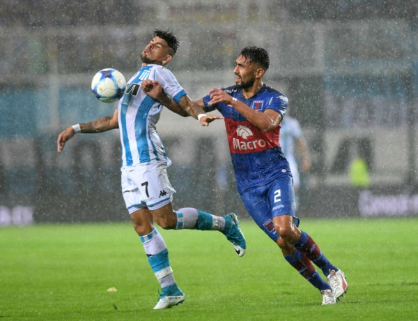 Racing debe jugar hoy los minutos que restan con Tigre.