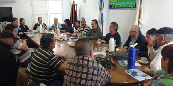 Las autoridades de la Cooperativa dieron cuenta del trabajo realizado en un encuentro con vecinales.