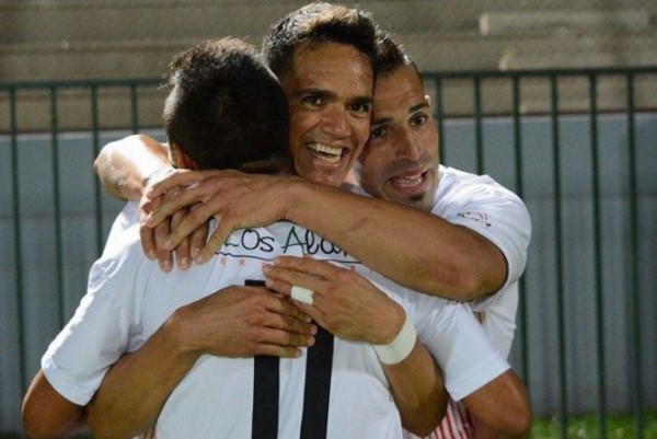Felice le dio la victoria a Estudiante Douglas Haig, alivio para el Albiverde.