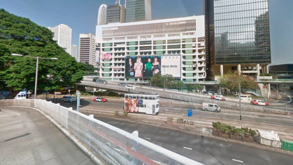 En este circuito de calles de un estacionamiento en Hong Kong se encuentra el terreno que costó US$ 3.000 millones.