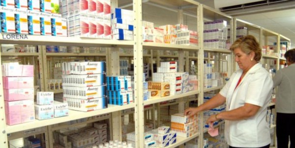 Los voceros de la Cámara Industrial de Laboratorios Farmacéuticos Argentinos (Cilfa) dijeron que habrá medicamentos en las farmacias pero que corren riesgo los descuentos a partir del 29 de junio.