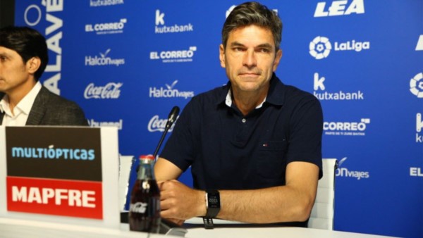 Pellegrino anunció que no seguirá en el Alavés y su sucesor sería otro argentino: Luis Zubeldía.