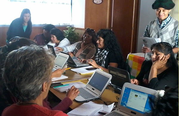 El encuentro fue presidido por Elisa Rupallán y tuvo lugar en la Biblioteca Pedagógica N° 2 de Trelew.