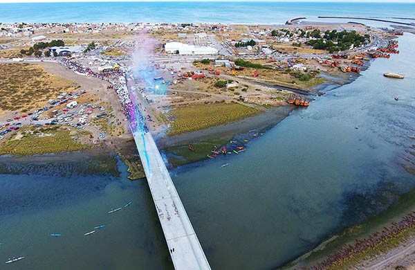 Al fin. El esperado nuevo puente en la capital tendrá hoy su habilitación al tránsito para todos los vecinos. 