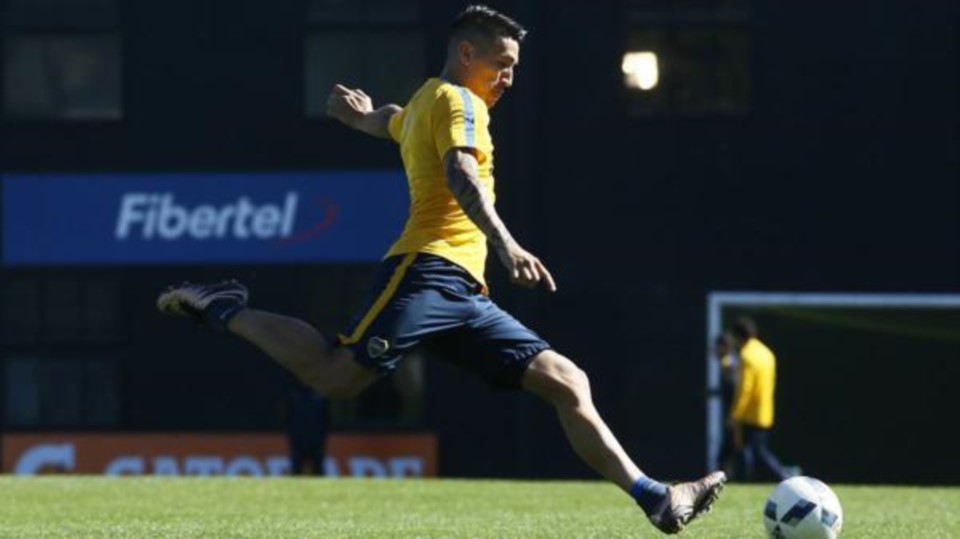 Lanús negocia con San Pablo un préstamo por Centurión, si los brasileños aflojan "Ricky" se suma a la pretemporada.