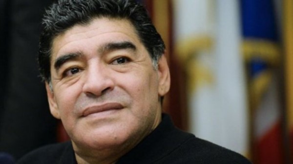 Maradona: "Sampaoli fue a Barcelona y se comió de a cinco. Hay que ver bien cuando uno contrata".