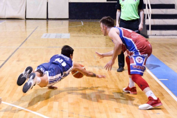 Brown le ganó el primer partido de la final U21 a FerroCarril Patagónico.