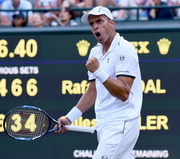Nadal perdió con el veteranisimo Muller (34 años), en un partido épico. El sacador luxemburgués jugó el partido de su vida.