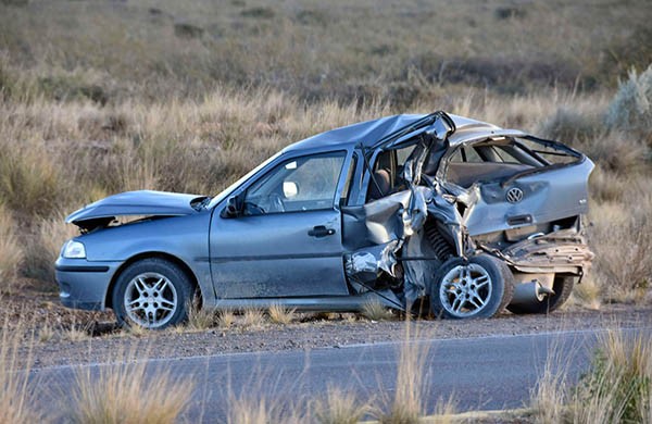 El impacto que sufrió el Volkswagen Gol fue desde atrás y quien manejaba no sufrió las consecuencias.