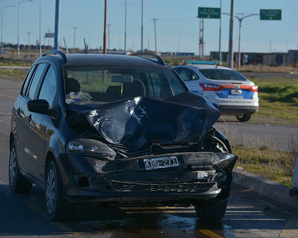 Ocurrió en el cruce de la avenida que da ingreso a Trelew por el norte con la ruta nacional 25.