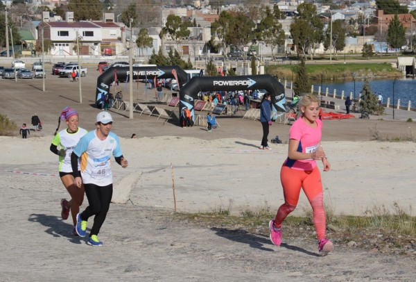 En las inmediaciones de la Laguna Chiquichano de Trelew se corrió el Provincial de Cross Country.