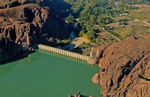 En orden. Una postal del embalse, que según su concesionario cumple con todas las reglamentaciones. 