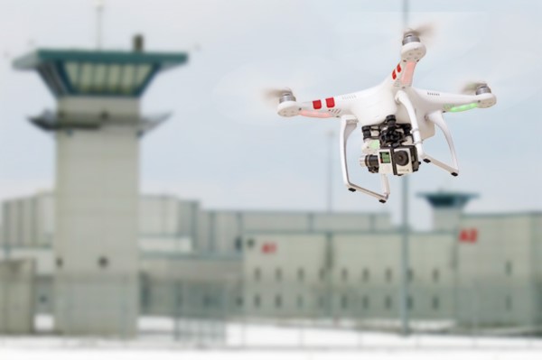 Gracias al drone que le facilitó las herramientas, el condenado a perpetua pudo escapar de la cárcel.