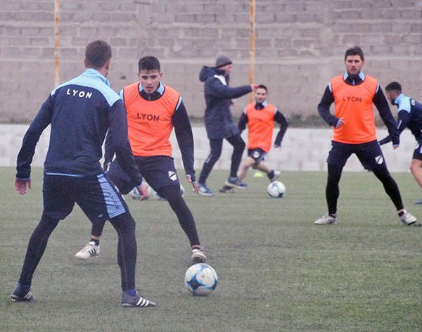 En el “Raúl Conti”, el plantel de Guillermo Brown cumplió ayer con su segundo día de pretemporada.