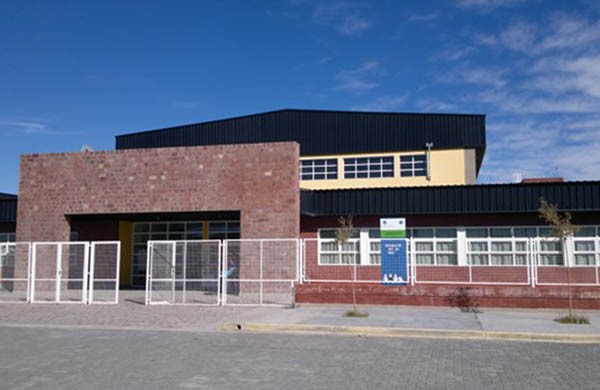 La policía, que investiga el caso desde el jueves, asegura que el episodio involucra a alrededor de 20 chicas.