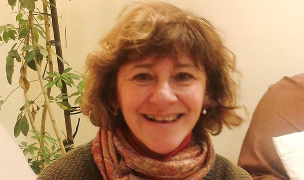 Debora Valente aborda la técnica de Hellinger, terapeuta alemán.