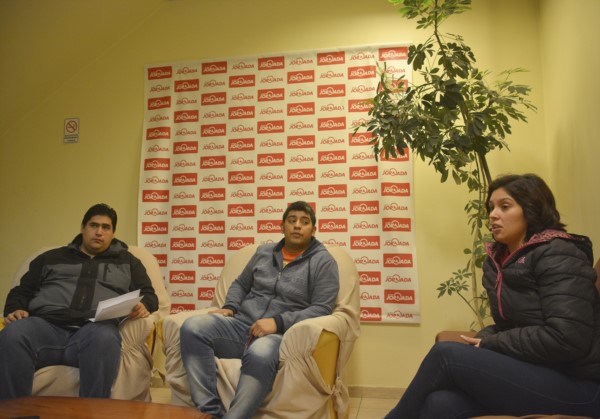 Sebastián, Franco y Karen, son los integrantes de la ONG en plena formación que por estos días buscan constituirse como un grupo de ayuda.