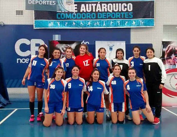 Las chicas de Cumehue de Trelew fueron campeonas provinciales.