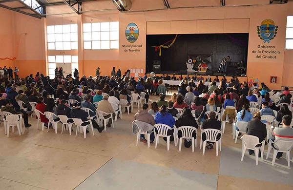 Evento. El día en el que fueron sorteados los lotes para los vecinos de la localidad de Trevelin.