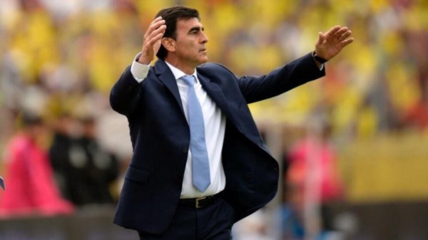 Quinteros fue destituído como DT de la selección de Ecuador. Jorge Celico, encargado de la Sub 20.