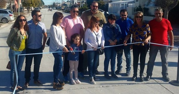 Es parte del plan municipal que abarca un total de 23 cuadras de asfalto.