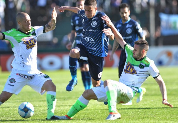 Nueva Chicago igualó en su casa 1 a 1 con Independiente Rivadavia.