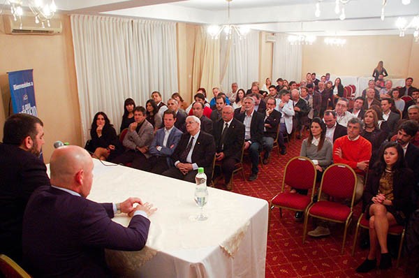 Autoridades de la CAMAD presidieron el acto aniversario de la entidad en un escenario económico complejo.