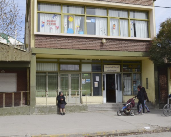 Los trabajadores del Hospital de Esquel comunicaron las medidas.