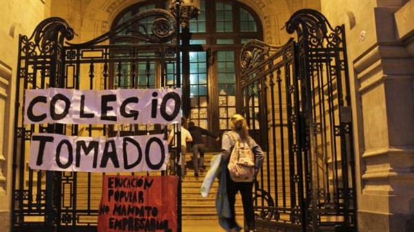 Durante la última toma del Colegio Nacional Buenos Aires, se produjo un abuso sexual de un alumno y no fue denunciado por los propios organizadores.