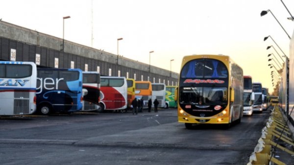 "El paro puede ser por 24, por 48 horas, se va a levantar cuando cumplan con la paritaria".