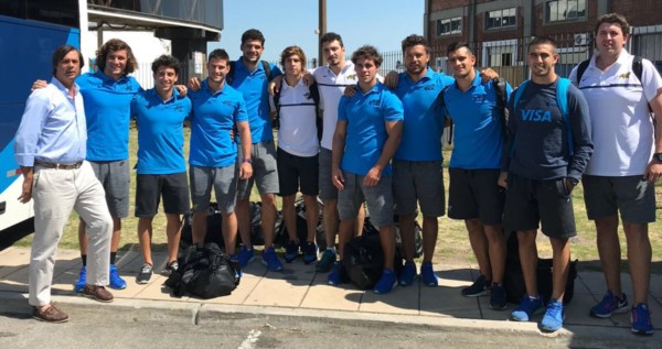El plantel de Argentina 7s, con el chubutense Alejandro Rocha entre sus filas. Juegan este fin de semana.