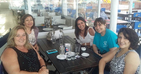 Edith Terenzi, Alba Olivares, Aidú Iriarte, Elena Rubilar y  Macarena Miceli, de la Red en Chubut.