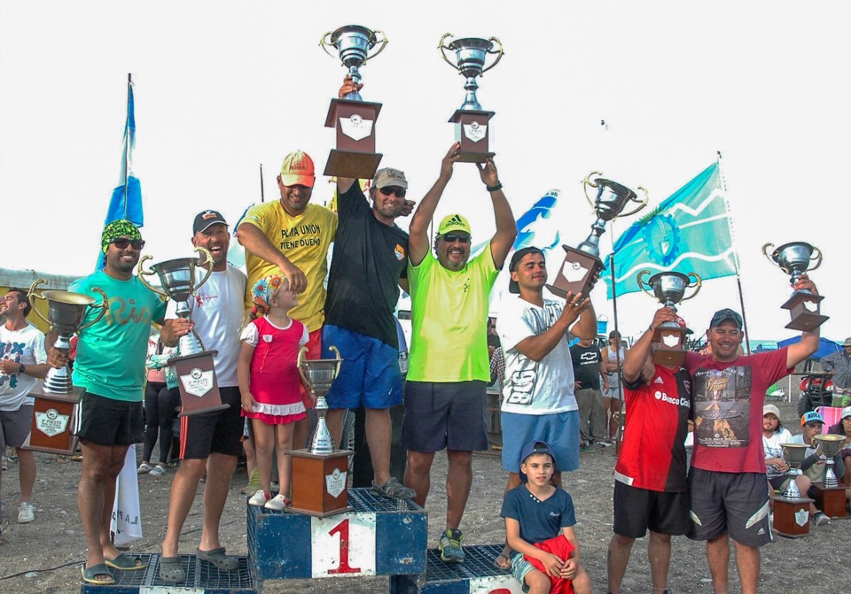 Playa Unión tiene dueños. La dupla conformada por Oficialdegui-Arabia conquistó la edición N° 53 de las 24 horas de pesca de Playa Unión.