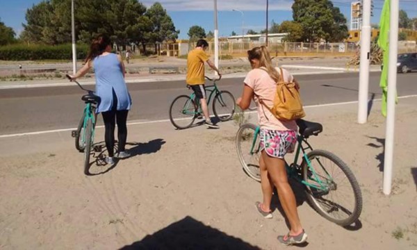 Oferta. Las bicis están disponibles en el Parador Municipal.
