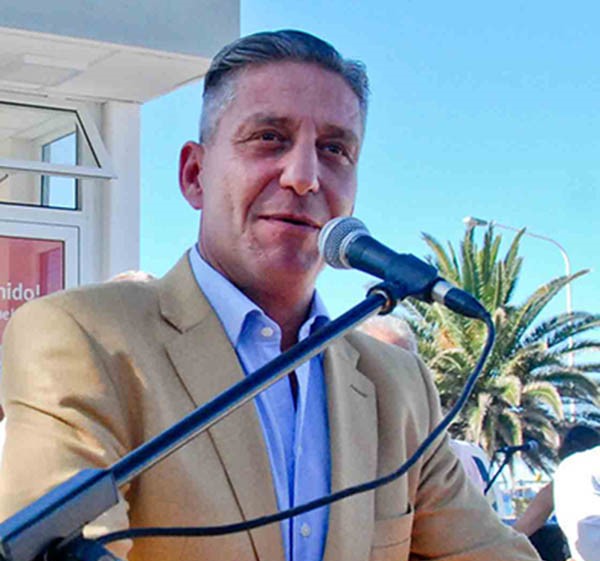 El gobernador expresó que ya se les explicó a los gremios informalmente la situación económica.
