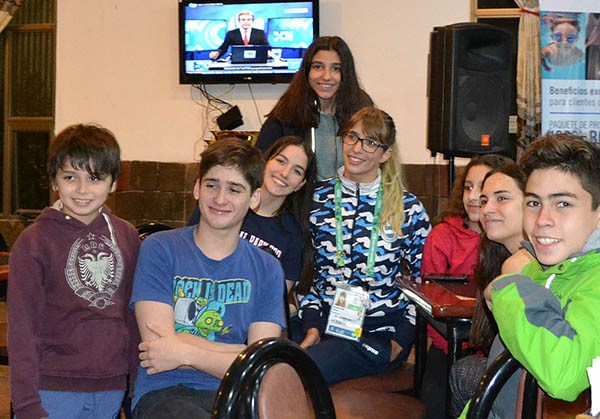 Julieta Lema participó de la presentación del II Torneo Interclubes de Natación que se realizará a fin de mes en la pileta Myfanuy Humphreys.