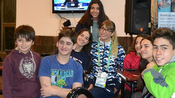 Julieta Lema participó de la presentación del II Torneo Interclubes de Natación que se realizará a fin de mes en la pileta Myfanuy Humphreys.